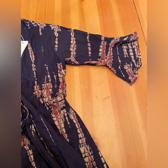 Rubyzaar by Sivana Tie Dye Navy and Beige Wrap Dress, Size S/M - Picture 4 of 7